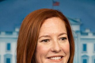 Jen Psaki Trolls Karoline Leavitt With Withering Fake White House Briefing