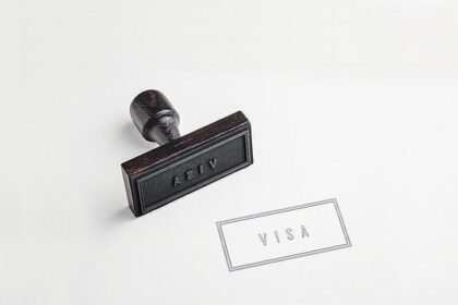 US Pauses New Student Visa Interviews Amid Social Media Vetting Considerations