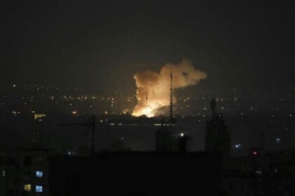 Senators Split Over Iran Strikes as Trump Escalates Tensions