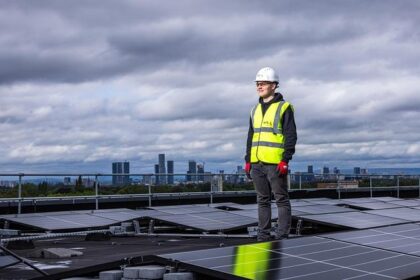 Unpacking the Controversy: Why Gov. Gavin Newsom is Stalling Rooftop Solar in California