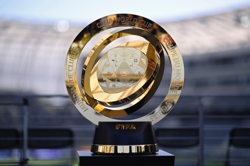 Club World Cup: Trophy on display in US President Donald Trump’s Oval Office – BBC