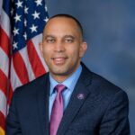 Jeffries Slams Trump’s Budget Director: ‘A Malignant Political Hack’ Over Layoff Threats!