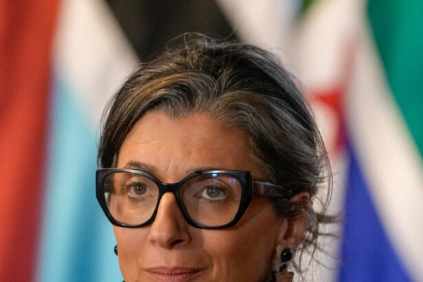 Albanese and Starmer Set for Candid Conversation: Insights and Political Wisdom on the Agenda