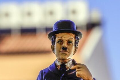 Is Donald Trump Breaching the Boundaries of Royal Respect?