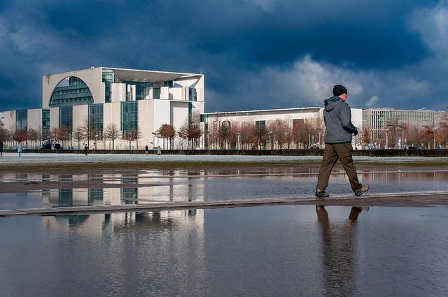 Alarming Warning for the GOP: Harry Enten Highlights a Critical Concern Alarming Warning for the GOP: Harry Enten Highlights a Critical Concern