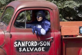 – Former South Carolina Governor Re-enters the Fray, Launches Bid for His Old House Seat
– Ex-Gov. Mark Sanford Jumps Into Crowded Race for His Former South Carolina Seat
– Mark Sanford Returns to Politics, Seeks to Reclaim Former South Carolina House Sea