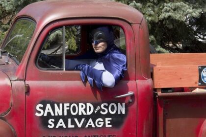 – Former South Carolina Governor Re-enters the Fray, Launches Bid for His Old House Seat
– Ex-Gov. Mark Sanford Jumps Into Crowded Race for His Former South Carolina Seat
– Mark Sanford Returns to Politics, Seeks to Reclaim Former South Carolina House Sea