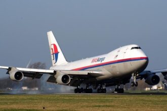 Here are several engaging rewrites without any source mention – pick the tone you prefer:

– Trump Flaunts His New 0 Million Jumbo Jet  
– Trump Debuts a Lavish 0 Million Jumbo Jet  
– Inside Trump’s 0 Million Jumbo Jet Reveal  
– Trump Unveils a