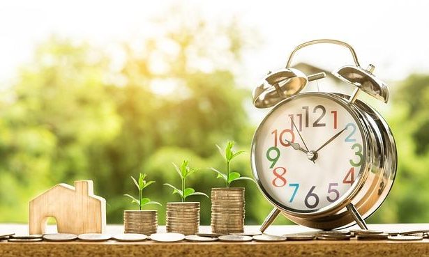Benchmark mortgage rate tops 7 percent, highest in 2 years